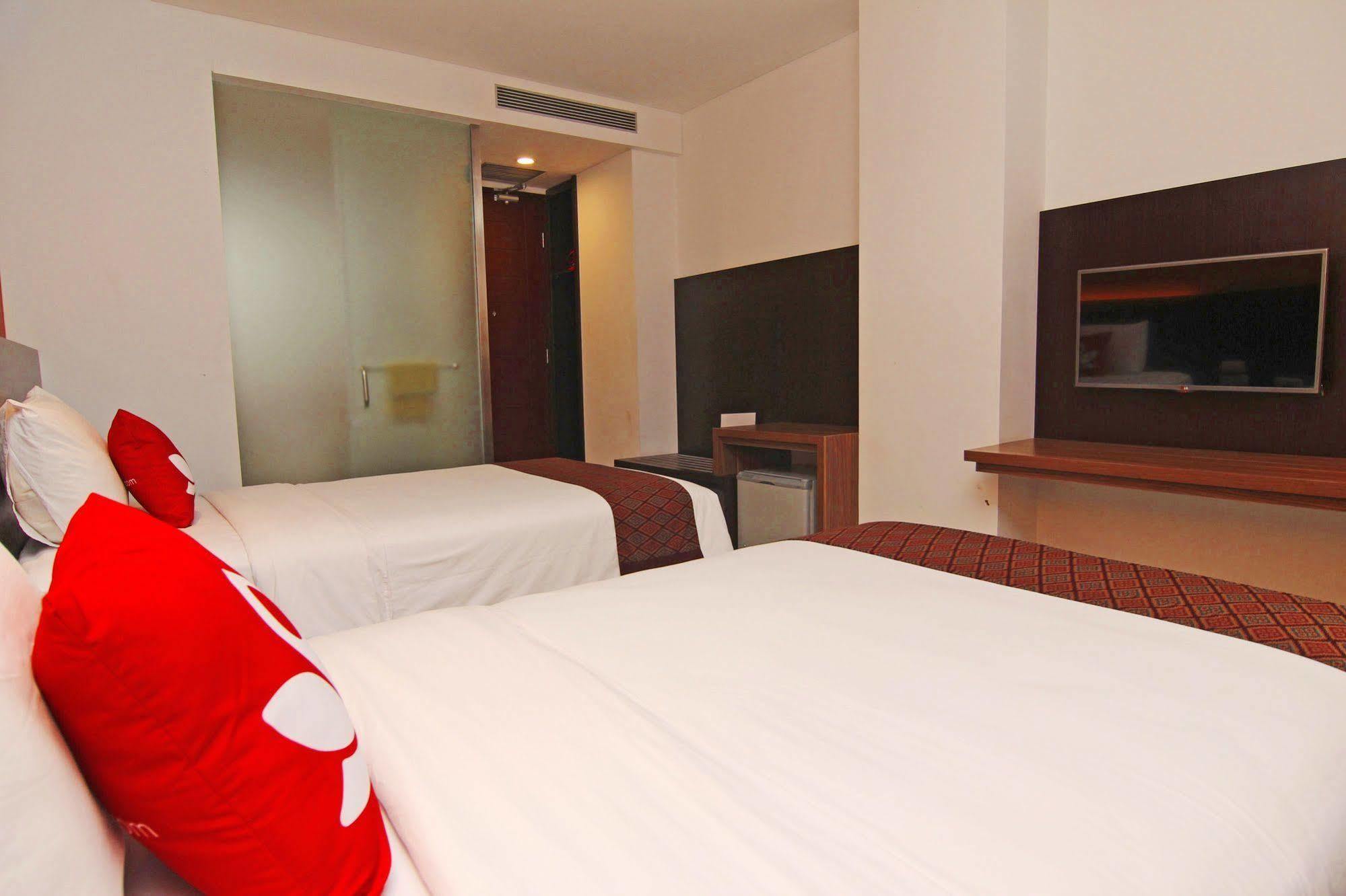 Zen Premium Near Rumah Mode บันดุง ภายนอก รูปภาพ